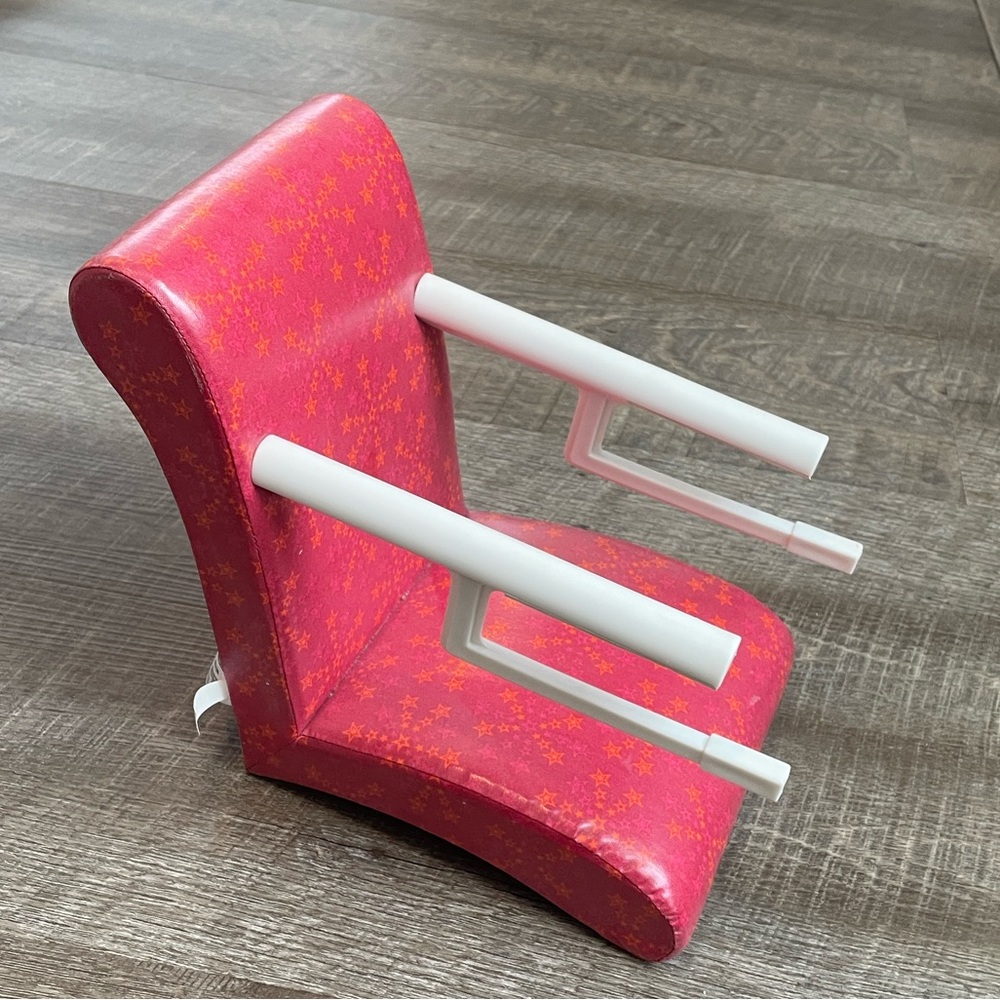 American Girl Fashion Show Chair - Picture 3 of 6